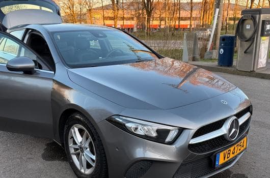 Mercedes A 180 (2018) - Photo 3