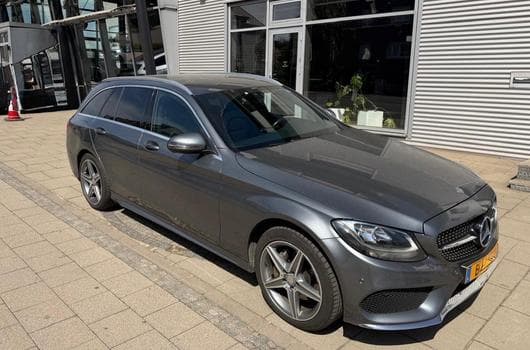 Mercedes C 200 Pack AMG (2016) - Photo 1
