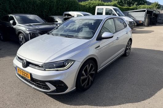 VW Polo R-Line 1.0 TSI 110cv Boîte à double embrayage 7 vitesses (2022) - Photo 11
