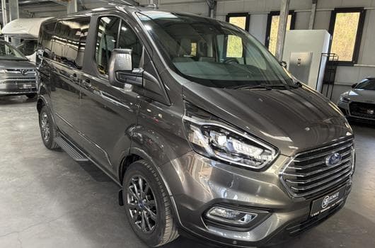 Ford Tourneo Titanium X 2.0 TDCi L1 (2022) - Foto 9