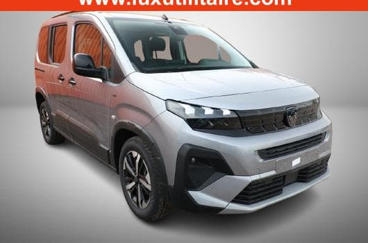 Peugeot Rifter 1.5 BlueHDI 130 EAT8 L1 GT (2026) - Photo 12