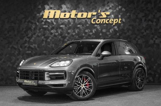 Porsche Cayenne S E-HYBRID (2024) - Photo 1