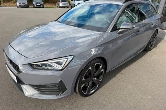 Cupra Leon Leon 2,0TSi Sportstourer 19"Pano Leder AHK ACC (2023) - Photo 2