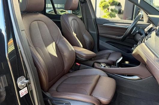 BMW X1 X1 xDrive18d Pack M 2.0 150ch/Toit Ouvrant/Attelage/Camera (2019) - Photo 5
