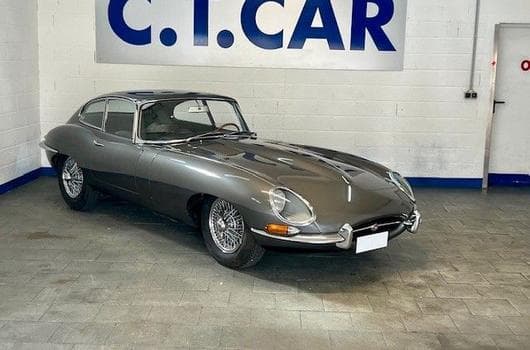 Jaguar E-Type S1 3.8 - Schalter - Top (1963) - Photo 2