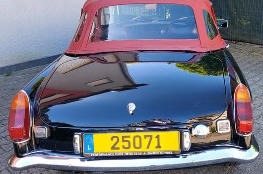 MG B MGB V8 3,5 litres (1977) - Photo 6