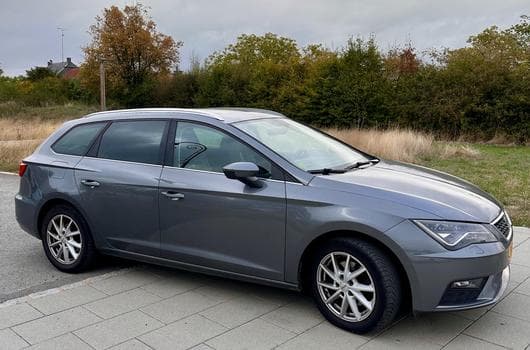 Seat Leon ST Xcellence 2.0 TDI DSG6 (2017) - Photo 1