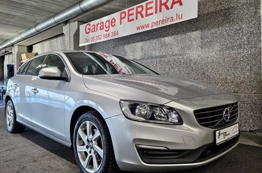 Volvo V60 T3 AUTO NAVI (2015) - Photo 11