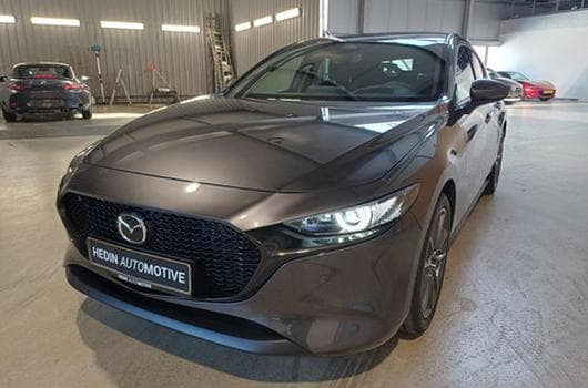 Mazda Mazda3 Centre-Line + Dsi (2026) - Photo 4