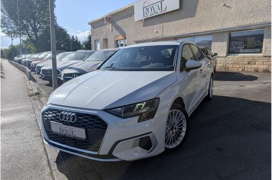 Audi A3 35 TFSI 150 S-TRONIC (2021) - Photo 4