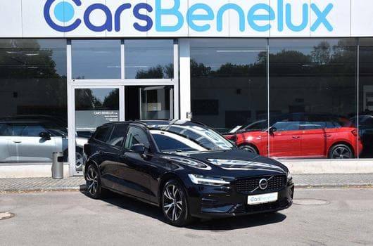 Volvo V60 2.0 B4 Plus Dark Geartronic PANO CUIR MEMO CAM360 HARMAN 1°M (2025) - Photo 1