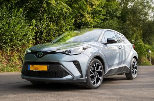 Toyota C-HR C-LUB 2.0 Hybrid (2021) - Photo 1
