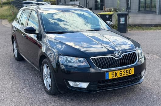 Skoda Octavia 2.0 tdi Break DSG 150 (2013) - Photo 9