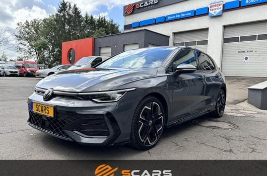 VW Golf 1.5 TSI R-Line DSG 150cv (2025) - Photo 12