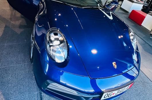 Porsche 911 992 Carrera (2022) - Photo 1
