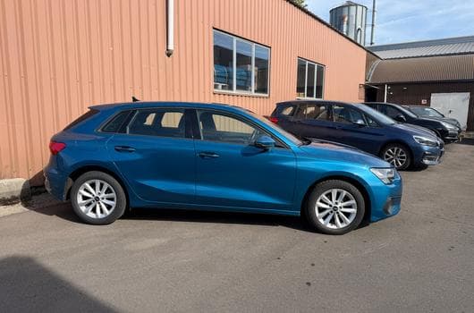 Audi A3 35 Tdi 150ch  Stronic Business Édition (2022) - Photo 6