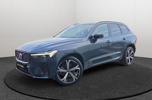 Volvo XC60 B5 AWD Ultra Dark / Essence (2025) - Foto 11