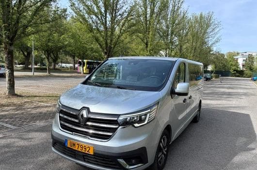 Renault Trafic Grand Passenger Intens Blue dci 170 AUTO (2023) - Foto 3