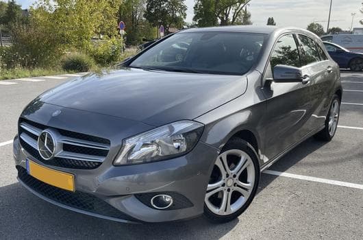 Mercedes A 180 (2013) - Photo 1