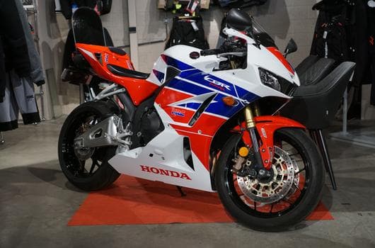 Honda CBR CBR600RR (1970) - Photo 3