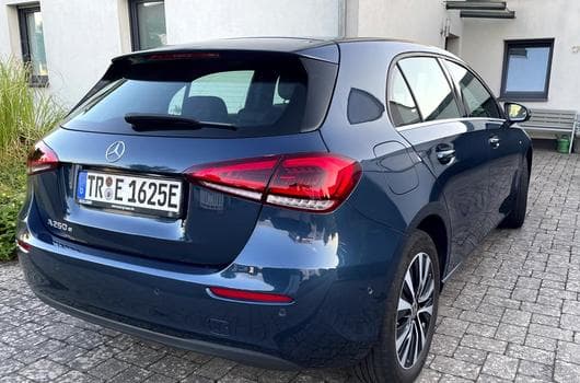 Mercedes A 250 Plug in Hybrid (2021) - Photo 7