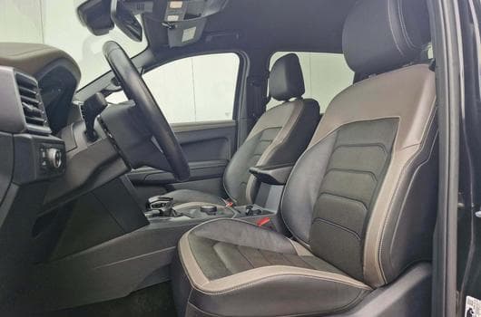 VW Amarok 3.0 TDI 4M 240PS Aventura (2024) - Photo 8