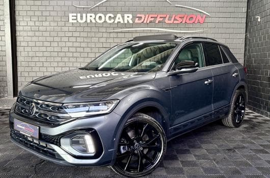 VW T-Roc R-Line Black Edition 1.5 TSI 150 CV DSG7 *PANO* BLACK* CAM * (2025) - Photo 10
