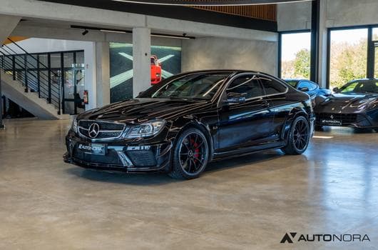 Mercedes C 63 AMG C 63 AMG Coupé Black Series (2013) - Foto 4