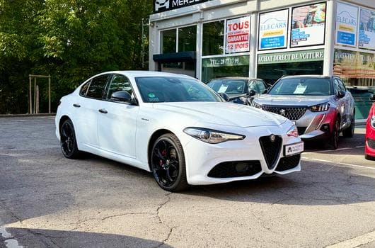 Alfa-Romeo Giulia 2.0 Turbo 280 AT Q4 Veloce (2019) - Photo 3