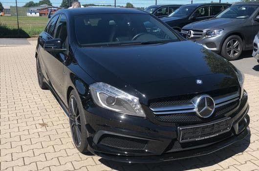 Mercedes A 45 AMG (2014) - Photo 2