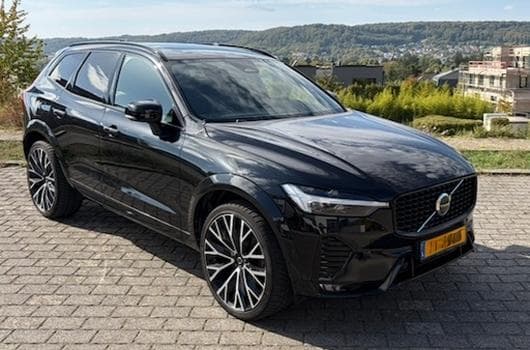 Volvo XC60 (2021) - Photo 3