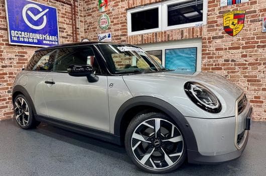 Mini Cooper Cooper C 156cv FAVOURED TRIM (New Modèle) (2024) - Photo 4