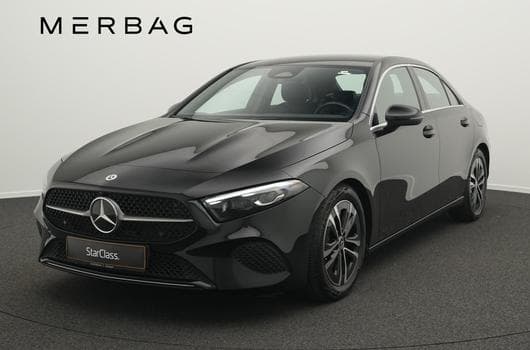 Mercedes A 200 Progressive-Line Limousine (2024) - Photo 2