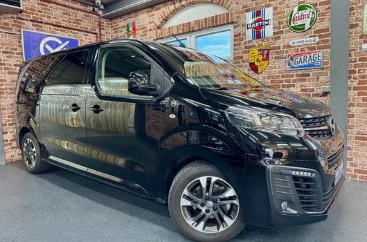 Opel Zafira Zafira Life 2.0 D 177cv Auto M-EDITION (8PLACES) (2022) - Photo 2
