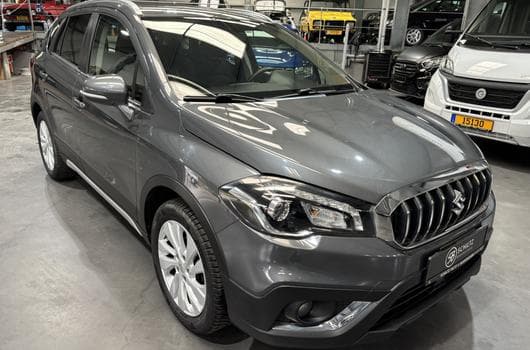 Suzuki S-Cross 1.4 GL+ AllGrip Hybrid (2021) - Photo 2