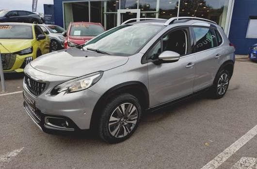 Peugeot 2008 Allure (NOUVEAU MOTEUR 90'000KM) (2017) - Photo 7