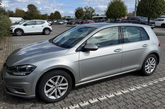 VW Golf Volkswagen Golf 2.0 TDI SCR DSG Life (2020) - Photo 3