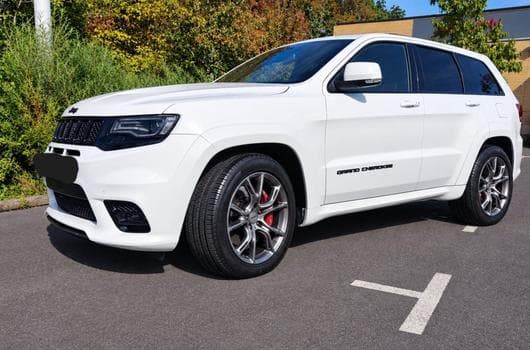 Jeep Grand Cherokee SRT 6.4 V8 HEMI (2019) - Photo 3