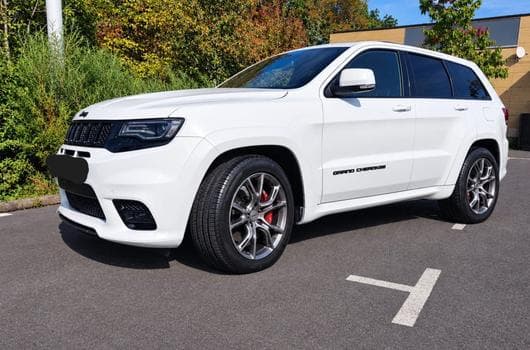 Jeep Grand Cherokee SRT 6.4 V8 HEMI (2019) - Photo 6