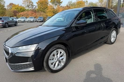 Skoda Octavia Octavia 2.0TDI Selection Kamera Keyless LED ACC (2025) - Photo 5