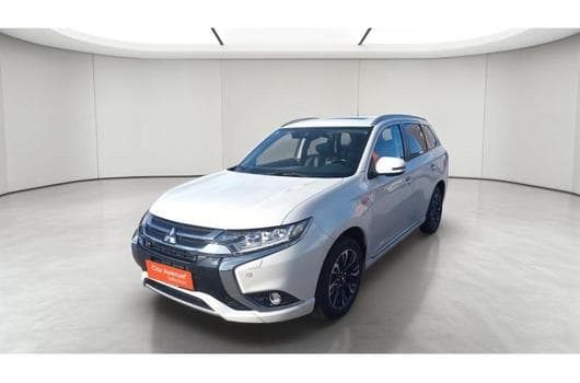 Mitsubishi Outlander PHEV (2019) - Photo 7