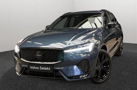 Volvo XC60 Facelift B5 AWD Black Edition Ultra / Essence 2026 (2025) - Foto 4