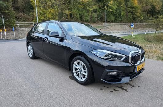 BMW 118 i  Automatic Pano. (2020) - Photo 8