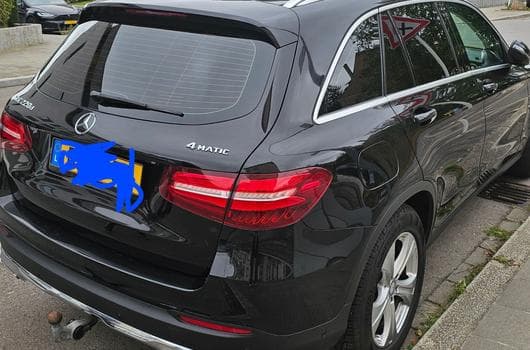 Mercedes GLC 220 (2017) - Photo 11