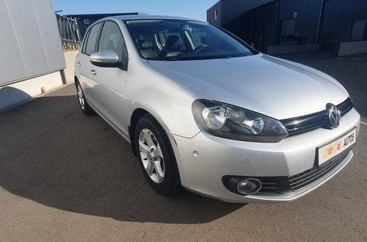 VW Golf VI 1.6 tdi 105ch Highline (2011) - Photo 1