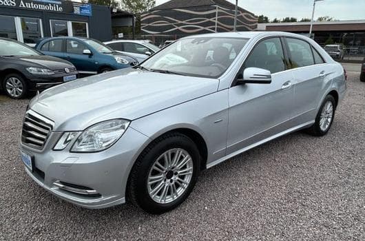 Mercedes E 250 E 250 CGI Lim. BlueEfficiency*Automatik*Navi*Kam (2011) - Photo 5