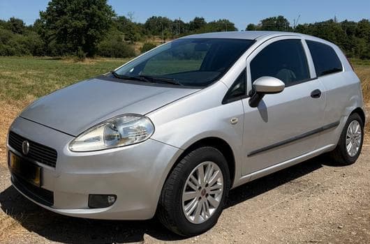Fiat Grande Punto Grande punto van 2 place (2010) - Photo 10