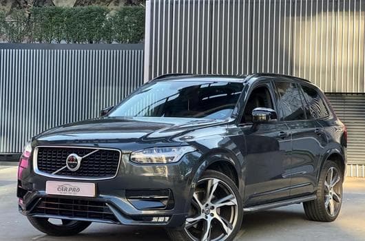 Volvo XC90 AUTOMATIQUE / DIESEL / 7 PLACES / TOIT OUVRANT / HARMAN KARD (2019) - Foto 3