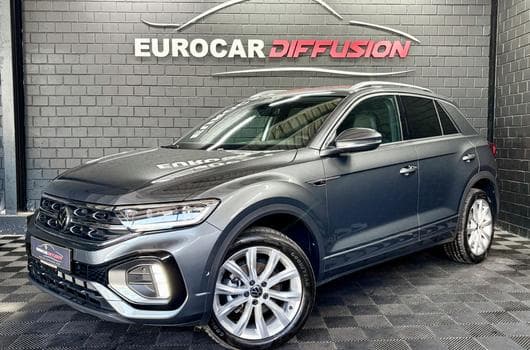 VW T-Roc R-Line Edition 1.5 TSI 150 CV DSG7 *ACC* CAM * HAYON * (2025) - Photo 12
