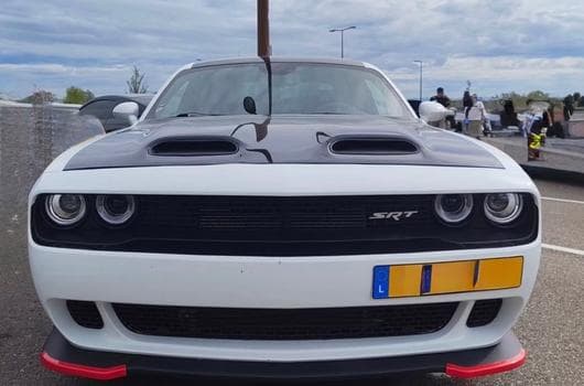Dodge Challenger 5.7 Hemi (2020) - Photo 2